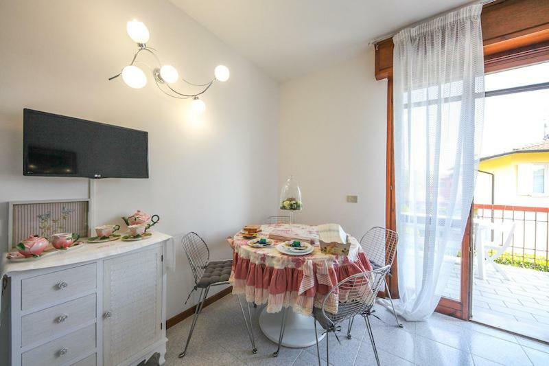 Appartamento Eleonora Rivoltella del Garda Exterior foto